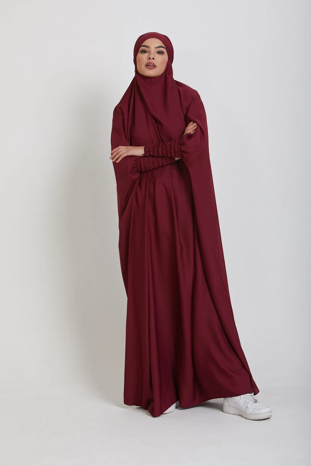 Bloedrood Zijdezachte Satijn Onepiece Jilbab