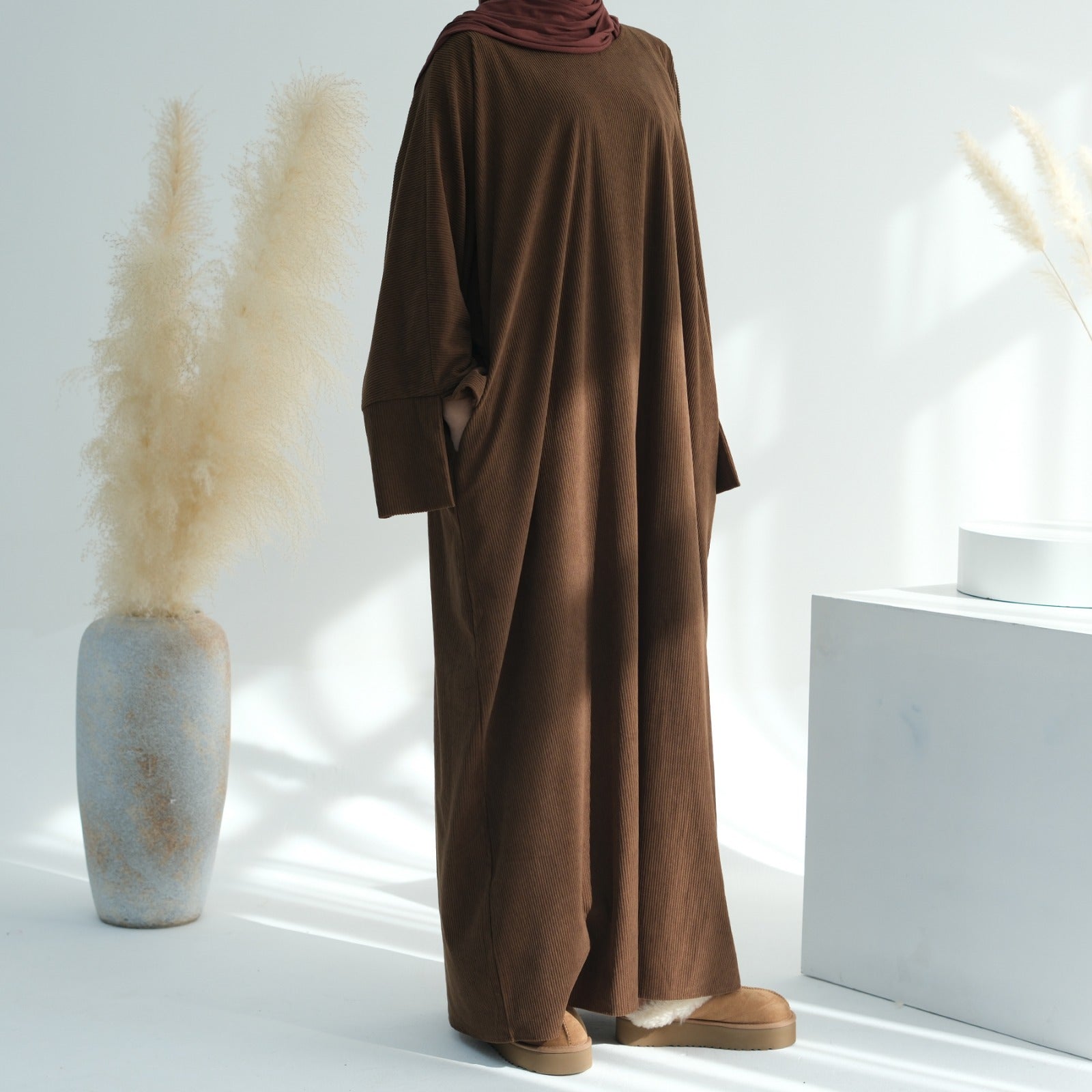 Koffiebruin Winter Corduroy Abaya