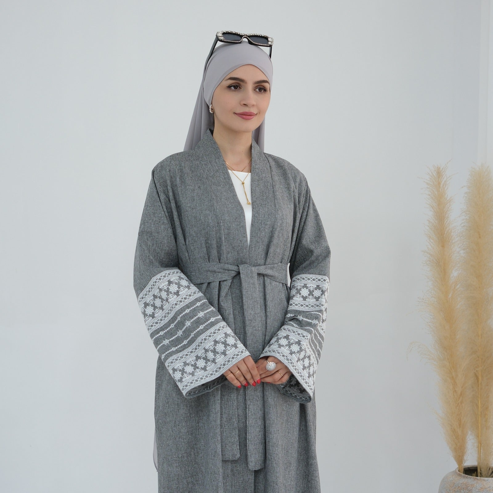 Stormgrijs Geborduurde Kimono Abaya Jurk