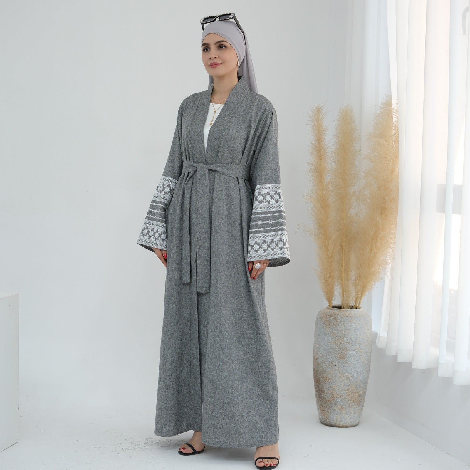 Stormgrijs Geborduurde Kimono Abaya Jurk