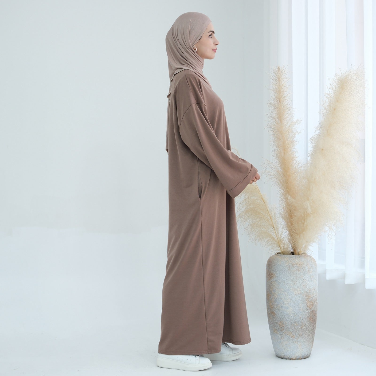 Warm Taupe Sweatshirt Abaya Jurk